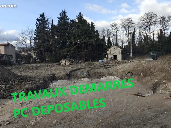 Terrain 438 m² Roquemaure