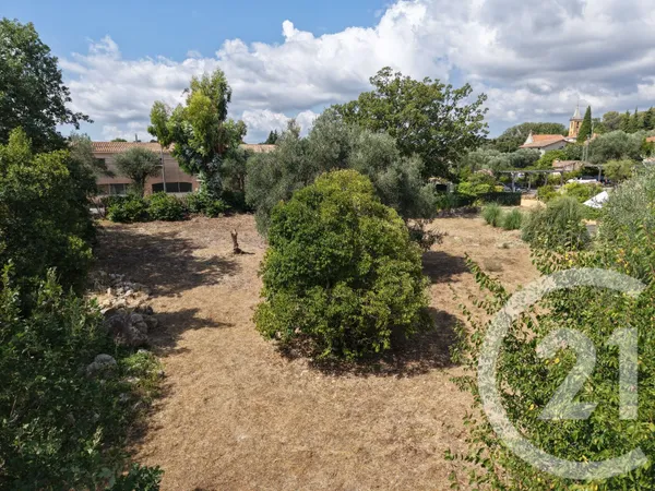 Terrain 2513 m²