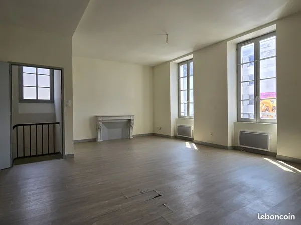 Triplex 4 pièces 111 m²