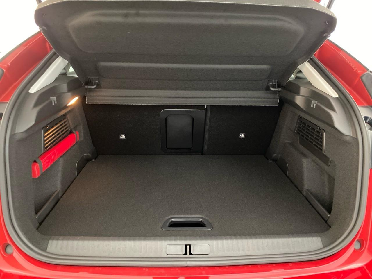 Citroën C4 hybride 136 e-dcs6 max — photo 6