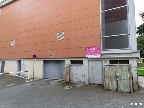 Box / garage fermé sécurisé - Chaville 24h/24