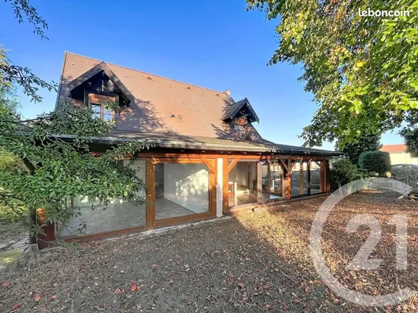 Maison 7 pièces 156 m²