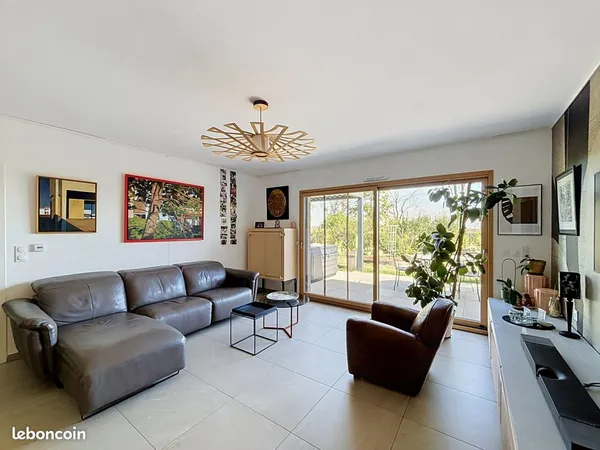 Appartement 3 pièces avec vue, jardin et jacuzzi à Saint Cyr au Mont d'Or