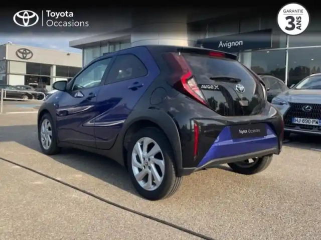 Toyota Aygo X 1.0 vvt-i 72ch design s-cvt — photo 2