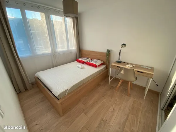 🏡 Grande chambre, meublé haut standing, cuisine équipée, ultra-lumineux, aucun vis-à-vis, bien isolé