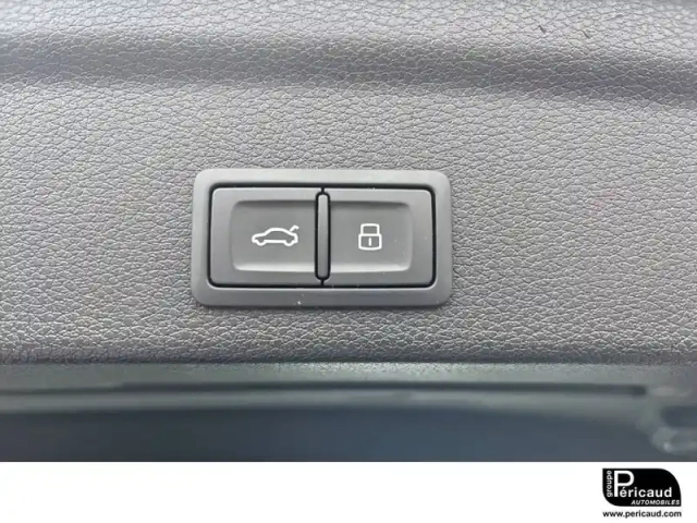 Audi Q3 sportback 35 tfsi 150 ch s tronic 7 — photo 10