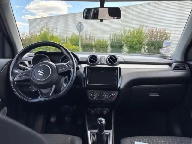 Suzuki Swift 1.0 boosterjet 111ch privilège — photo 6