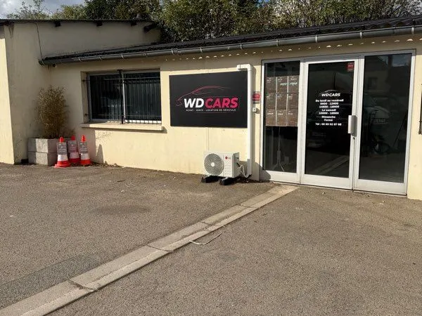 Local professionnel équipé 40 m² - Coignières (78) - Loyer 400 TTC
