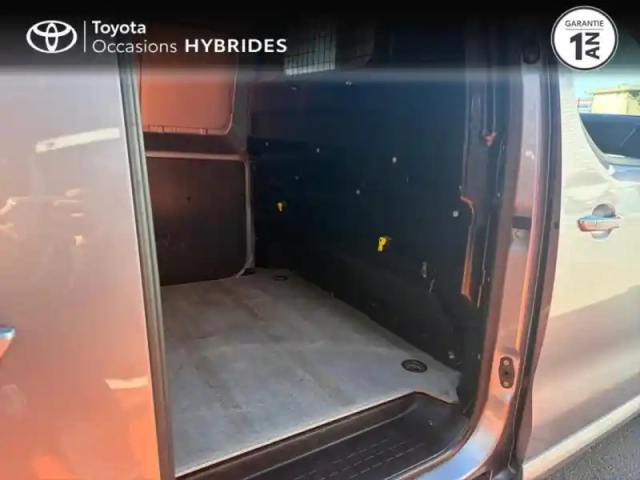 Toyota Proace medium 2.0 d-4d 180 business bva mc22 — photo 12