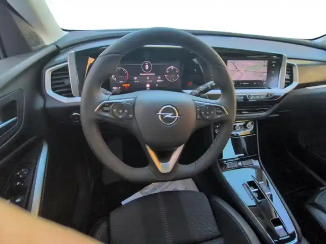 Opel Grandland 1.2 turbo 130ch gs bva8 — photo 14
