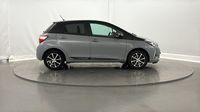Toyota Yaris 110 VVT-i Design 5p — photo 4