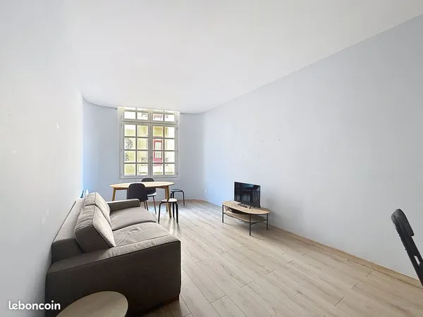 À louer - Avignon Intra-muros - Appartement type 2