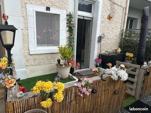 Appartement T2 bis RDC centre lourdes + parking