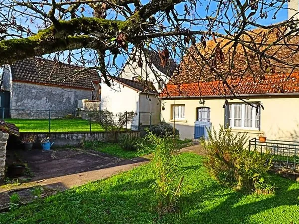Maison 2 pièces 52 m²
