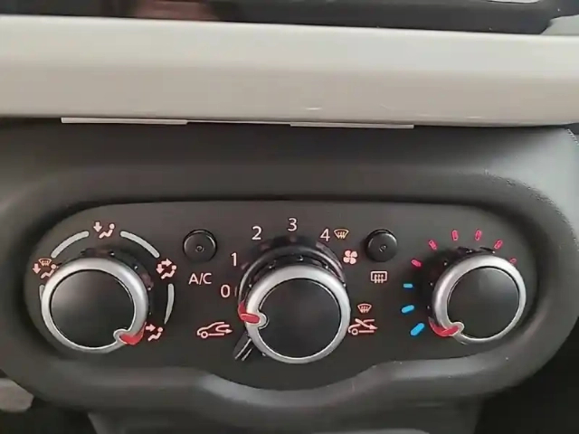 Renault Twingo iii tce 95 — photo 19