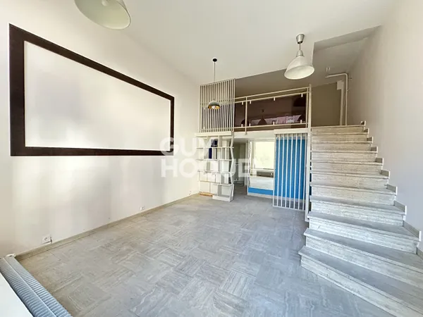 Bureau et espace de travail Location Bois-Colombes 73m² 1440€