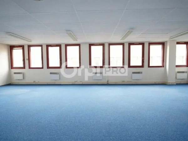 Bureaux 301 m²