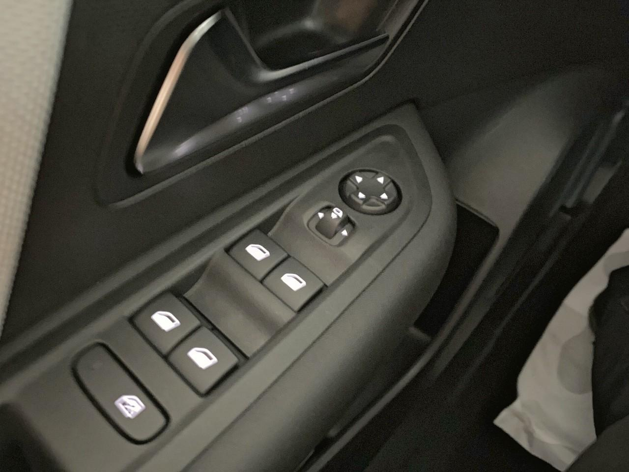 Citroën C4 X hybride 145 ch e-dcs6 max — photo 20