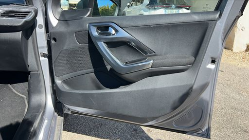 Peugeot 2008 1.2 PureTech 110 EAT6 - Allure – 2018 – 97986 km – Essence – Boîte Automatique — photo 26