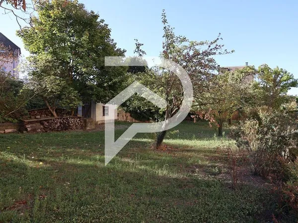 Terrain 909 m²