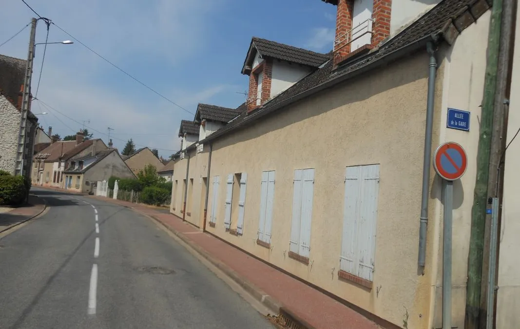 Photo 1