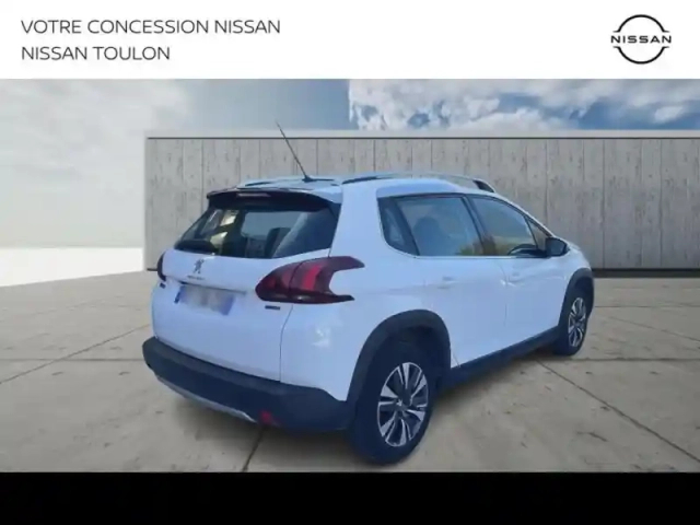 Peugeot 2008 1.2 puretech 110ch allure s&amp;s — photo 5