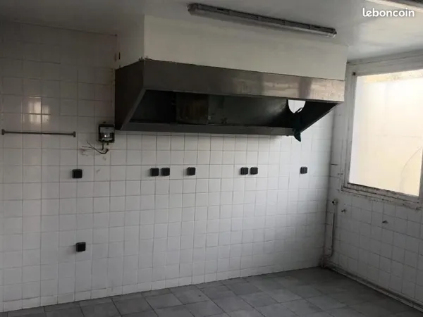 Local traiteur 60 m²