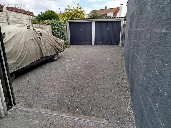 Garages,box sur terrain privé