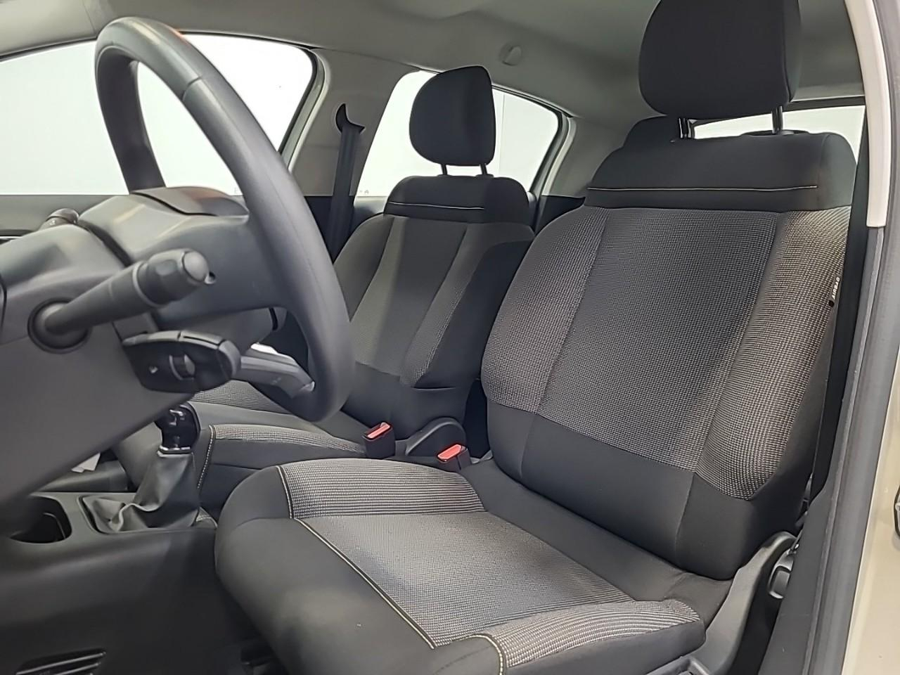 Citroën C3 puretech 83 ch bvm5 plus — photo 10