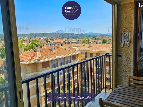 AIX-ROTONDE — Magnifique T3 de 66 m² Rénové — Vue Panoramique Sainte-Victoire — 10e étage