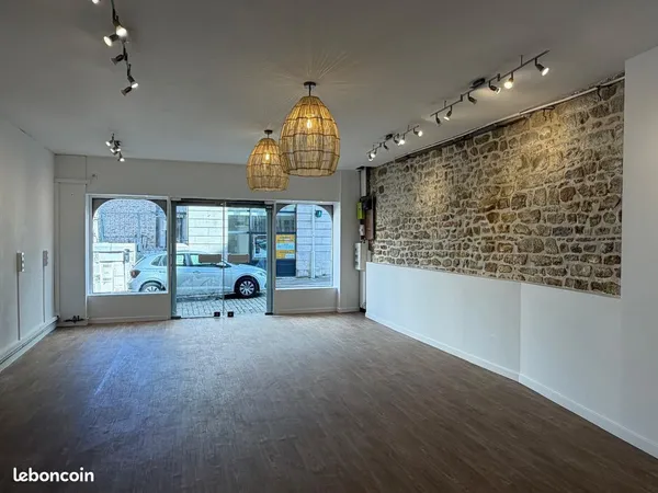 Local commercial 70 m² Quimper