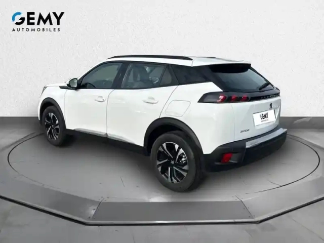 Peugeot 2008 puretech 100 s&amp;s bvm6 — photo 32