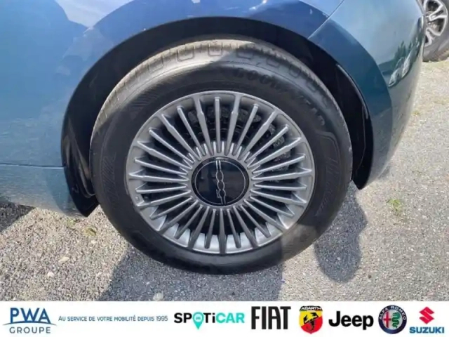 Fiat 500 e 118ch my23 — photo 3