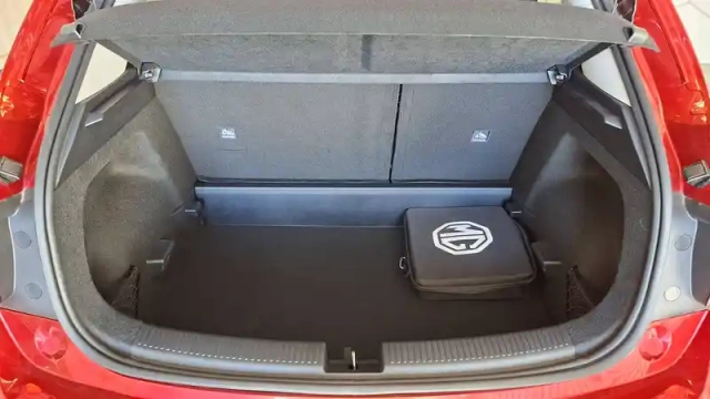 Mg Mg4 ev urban 54 kwh - 118 kw — photo 21