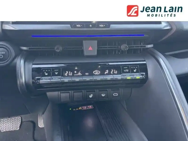 Toyota C-Hr hybride 200 — photo 33