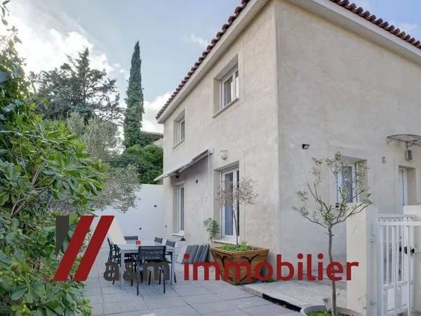 Villa 4 pièces 80 m²