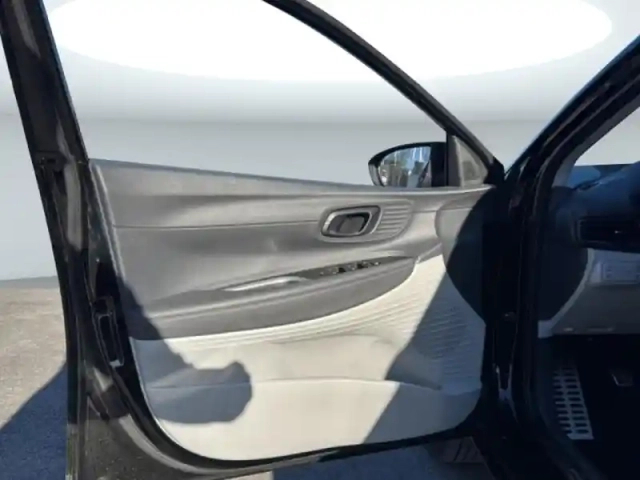 Hyundai Bayon 1.0 t-gdi 100ch creative — photo 12