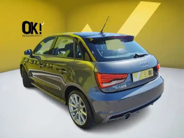Audi A1 basis 1.0 tfsi 95 ch bvm5 — photo 2