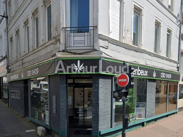 Local commercial 77 m²