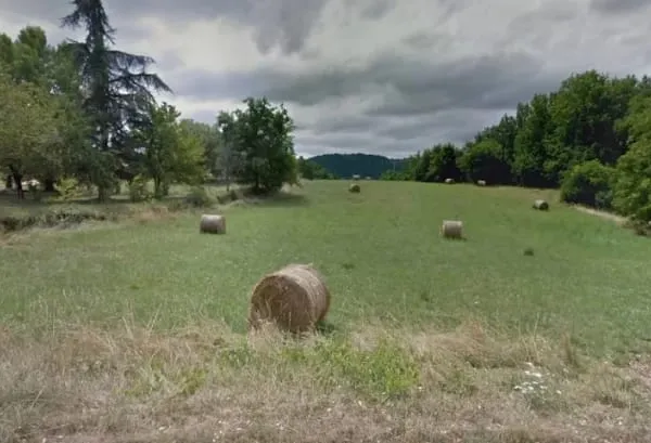 Terrain à bâtir 7185 m²