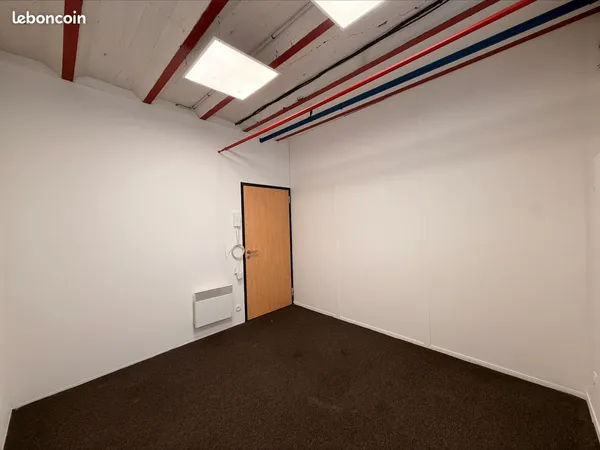 Bureau 13m2 - Lille Jardin des Plantes - Centre d'Affaires