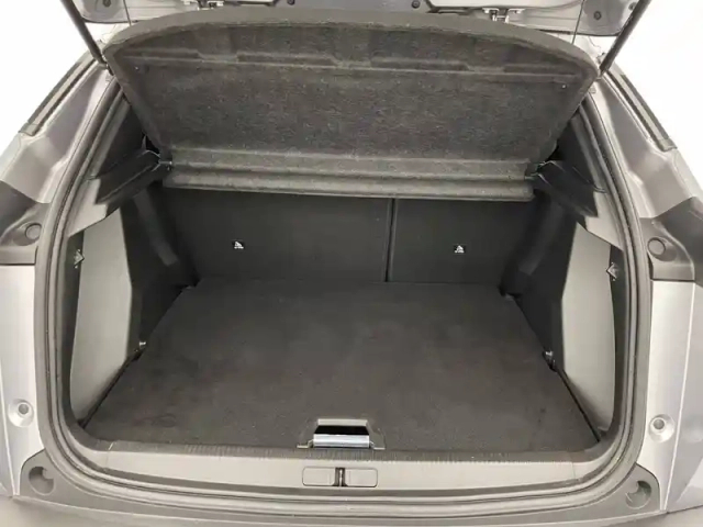 Peugeot 2008 puretech 130 s&amp;s bvm6 — photo 13