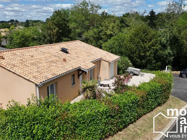 Propriété 4 pièces 90 m²