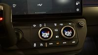 Land-Rover Defender 90 3.0 D250 Hard Top X-Dynamic SE — photo 26