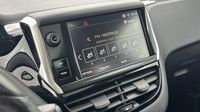 Peugeot 2008 1.2 PureTech 130ch Allure S&S — photo 13