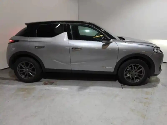 Ds Ds 3 crossback puretech 130ch performance line automatique 7cv — photo 4