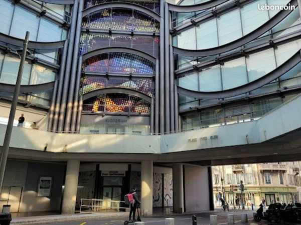 Fonds de commerce 80 m² NICE