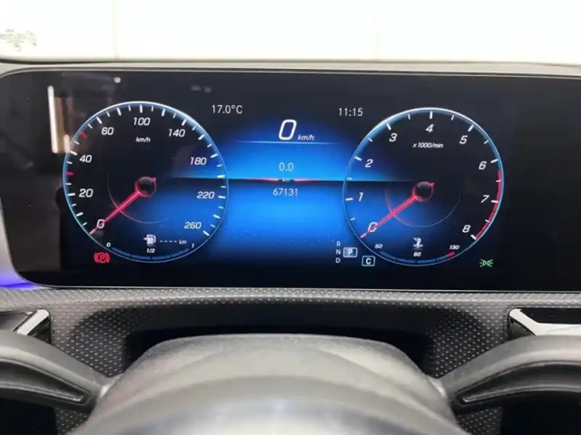 Mercedes Cla coupé 180 amg line — photo 19