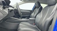 Peugeot 308 1.2 PureTech 130ch S&S Allure Pack — photo 9