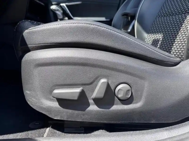 Kia Xceed 1.6 gdi 141ch phev lounge dct6 — photo 14